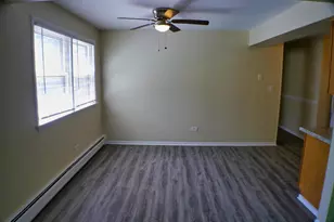 10410 S Moody Ave Ave, Chicago Ridge, IL 60415 - Photo 4