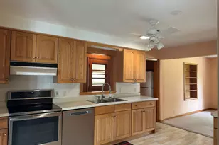 1723 E Lawn, Savanna, IL 61074 - Photo 4