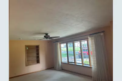 1723 E Lawn, Savanna, IL 61074 - Photo 8