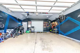 3238 N Pioneer Ave, Chicago, IL 60634 - Photo 50