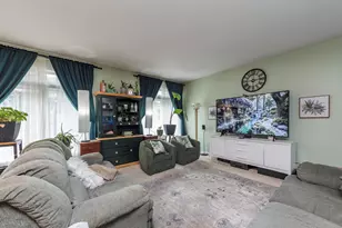 1494 Almaden Ln, Gurnee, IL 60031 - Photo 12