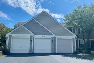 2219 Waterleaf Ct, Naperville, IL 60564 - Photo 2