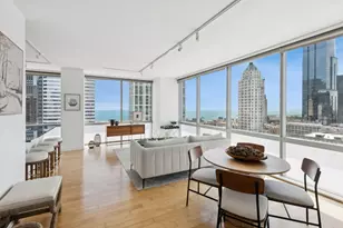 8 E Randolph St, Chicago, IL 60601 - Photo 2
