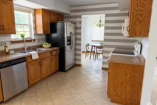 1710 Bonnie Blair Dr, Champaign, IL 61822 - Photo 4