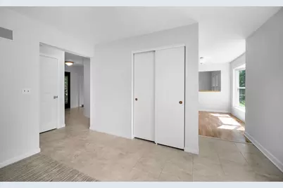 24W645 Woodcrest Drive, Naperville, IL 60540 - Photo 20