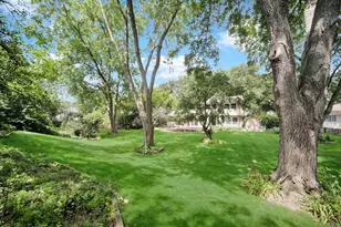 24W645 Woodcrest Dr, Naperville, IL 60540 - Photo 48