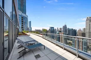 450 E Waterside Dr, Chicago, IL 60601 - Photo 18