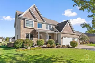 385 Andover Dr, Oswego, IL 60543 - Photo 2