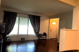 814 Norfolk Ave, Westchester, IL 60154 - Photo 2