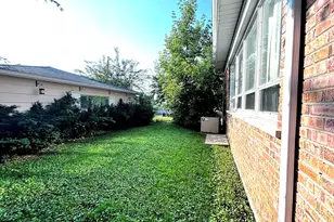 814 Norfolk Ave, Westchester, IL 60154 - Photo 24