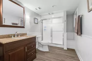 10813 Berkshire St, Westchester, IL 60154 - Photo 12