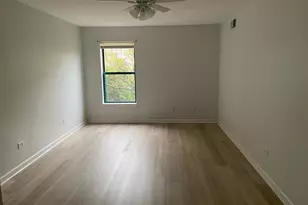 3265 Kirchoff Rd, Rolling Meadows, IL 60008 - Photo 4
