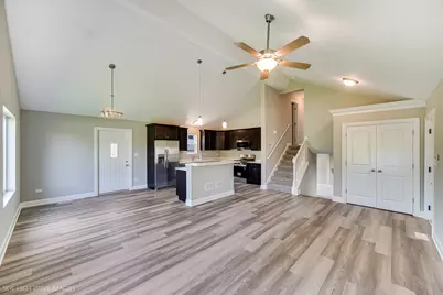 1411 W 172nd Street, East Hazel Crest, IL 60429 - Photo 6