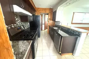 2910 Killarney Dr, Cary, IL 60013 - Photo 6
