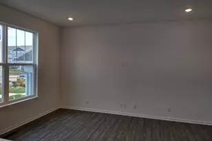1039 Atterberg Rd, South Elgin, IL 60177 - Photo 12