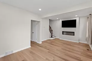 4948 S Tripp Ave, Chicago, IL 60632 - Photo 4