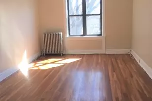 2208 W Berteau Ave, Chicago, IL 60618 - Photo 2