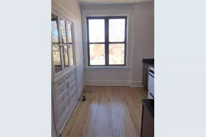 2208 W Berteau Avenue #3, Chicago, IL 60618 - Photo 10