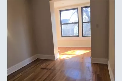 2208 W Berteau Avenue #3, Chicago, IL 60618 - Photo 14