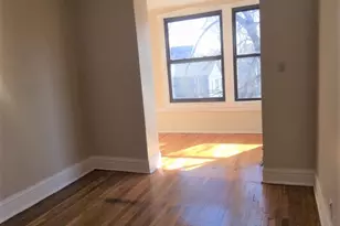 2208 W Berteau Ave, Chicago, IL 60618 - Photo 14