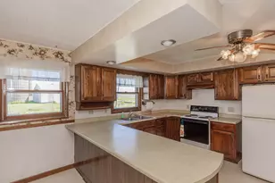 29058 E 2700th St, Prophetstown, IL 61277 - Photo 12
