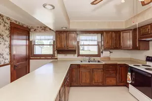 29058 E 2700th St, Prophetstown, IL 61277 - Photo 14