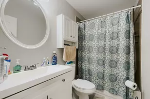 13 Bonnie Ln, Yorkville, IL 60560 - Photo 10