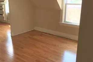 1911 W Eddy St, Chicago, IL 60657 - Photo 8