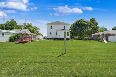 422 N 2nd Street, Cissna Park, IL 60924 - Photo 26