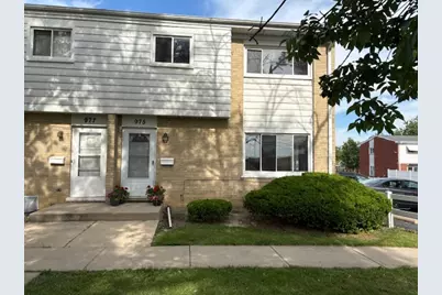 975 N York Street, Elmhurst, IL 60126 - Photo 1