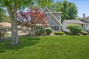 4405 Prospect Ave, Downers Grove, IL 60515 - Photo 2