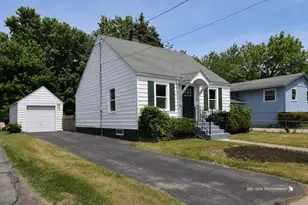 615 Park St, Woodstock, IL 60098 - Photo 1