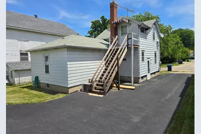 627 N. 11th Street, Dekalb, IL 60115 - Photo 6