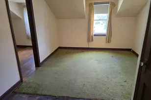 627 N 11th St, Dekalb, IL 60115 - Photo 32