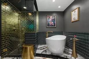 21 E Huron St, Chicago, IL 60611 - Photo 20