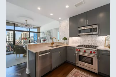 21 E Huron Street #1201, Chicago, IL 60611 - Photo 14