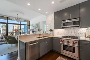 21 E Huron St, Chicago, IL 60611 - Photo 14