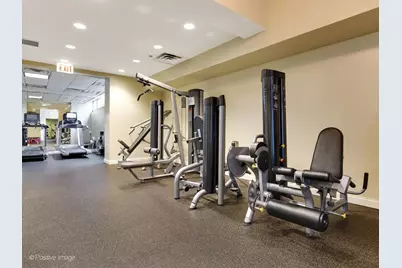21 E Huron Street #1201, Chicago, IL 60611 - Photo 24