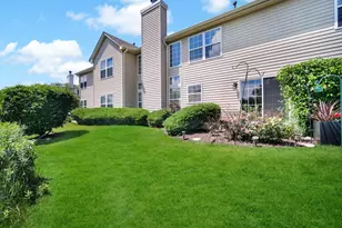 452 Blue Springs Dr, Fox Lake, IL 60020 - Photo 26