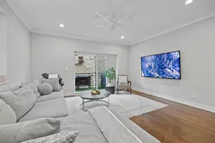 2743 N Ashland Ave, Chicago, IL 60614 - Photo 12