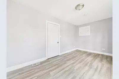 12047 S Michigan Avenue, Chicago, IL 60628 - Photo 14