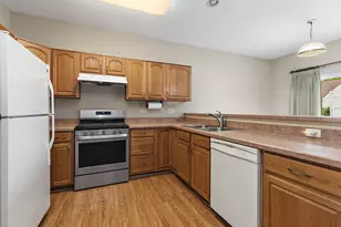 11507 Stonewater Crossing, Huntley, IL 60142 - Photo 6