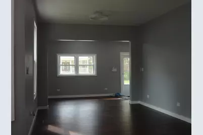 2305 Elisha Avenue, Zion, IL 60099 - Photo 2