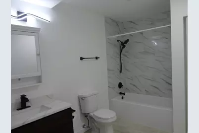 2305 Elisha Avenue, Zion, IL 60099 - Photo 10