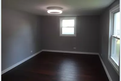2305 Elisha Avenue, Zion, IL 60099 - Photo 6