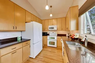 6501 Raintree Ct, Lisle, IL 60532 - Photo 10