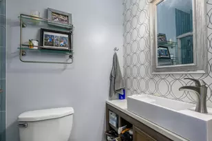 4421 N Troy St, Chicago, IL 60625 - Photo 12