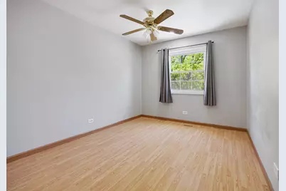 898 Debra Lane, Elk Grove Village, IL 60007 - Photo 22