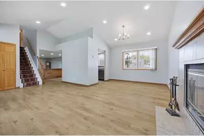 898 Debra Lane, Elk Grove Village, IL 60007 - Photo 6