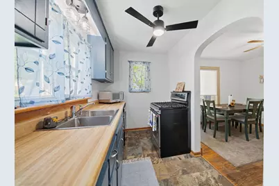 14357 Knox Avenue, Midlothian, IL 60445 - Photo 10